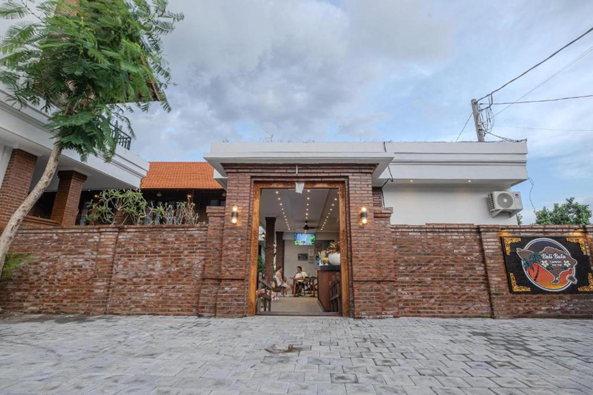 Bali Bata Canggu Guesthouse Esterno foto