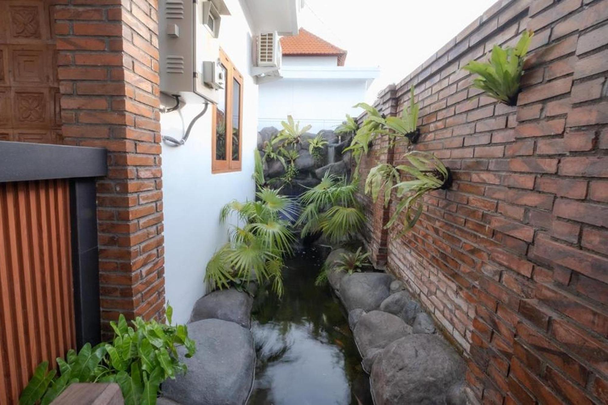 Bali Bata Canggu Guesthouse Esterno foto